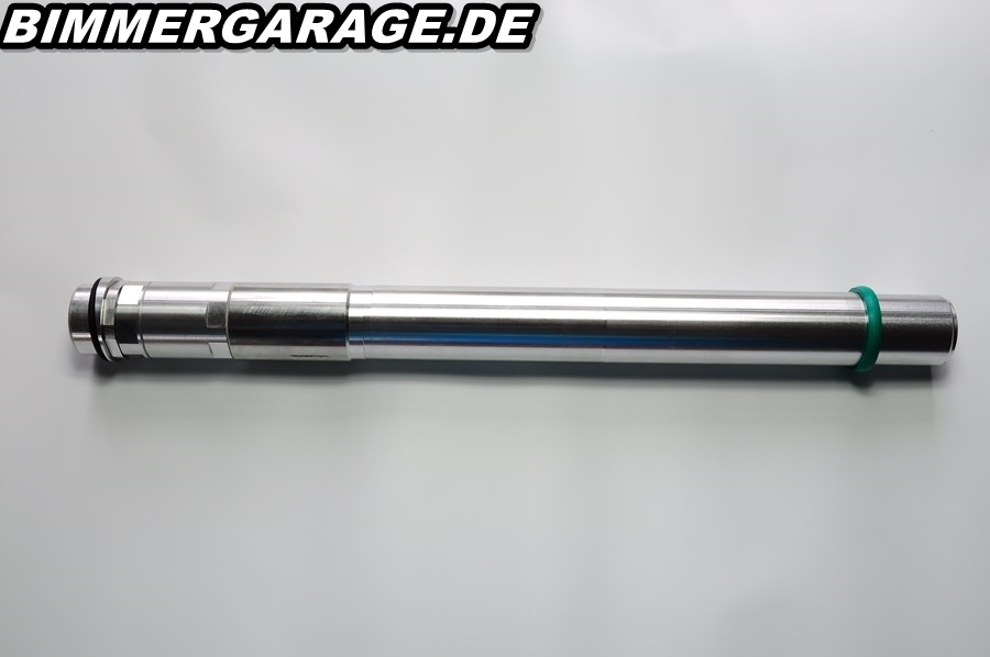 N62 Kühlwasserrohr Reparatur.